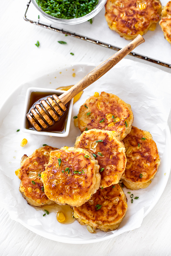 Corn Fritters | thecozyapron.com