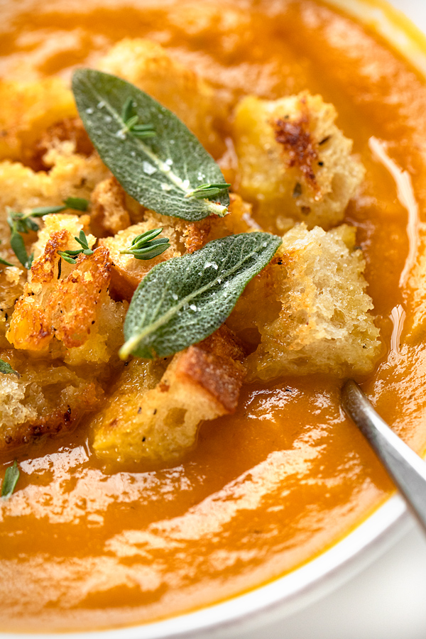 Pumpkin Soup with Buttery Sage Croutons | thecozyapron.com