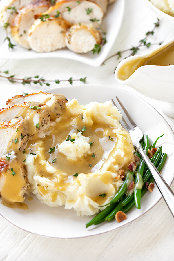 Gravy Recipe | thecozyapron.com