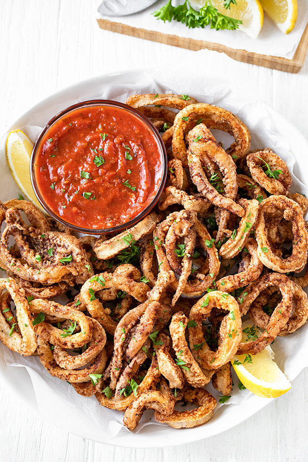 Fried Calamari with Spicy Marinara Sauce | thecozyapron.com