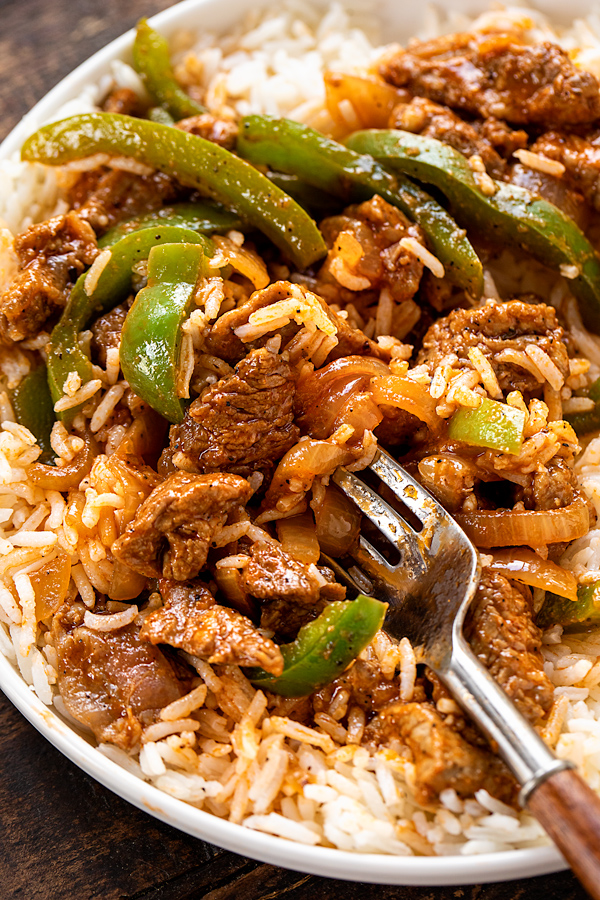 Pepper Steak with Rice | thecozyapron.com