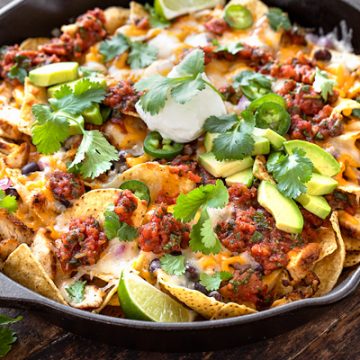 Chicken Nachos with Fire-Roasted Tomato Salsa | thecozyapron.com
