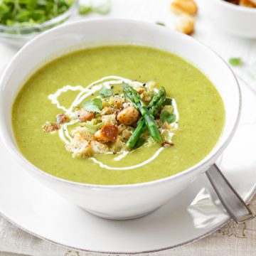 Asparagus Soup | thecozyapron.com
