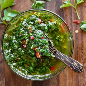 Chimichurri Sauce | thecozyapron.com