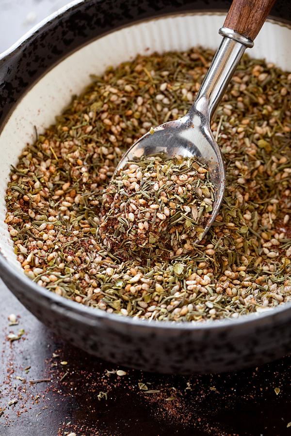 Za'atar Seasoning | thecozyapron.com