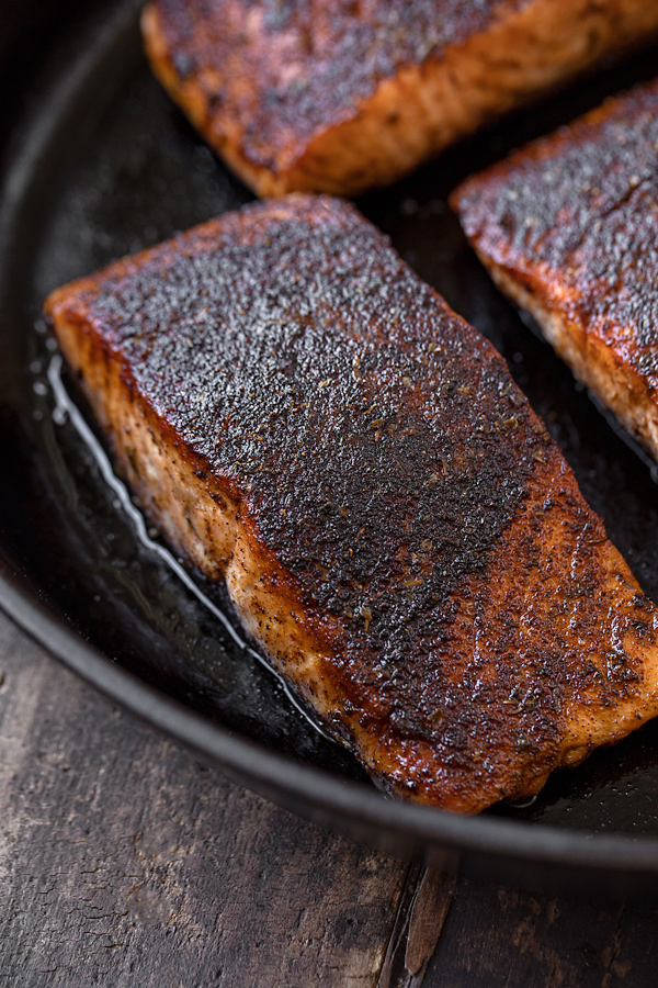 Blackened Salmon in a Skillet | thecozyapron.com