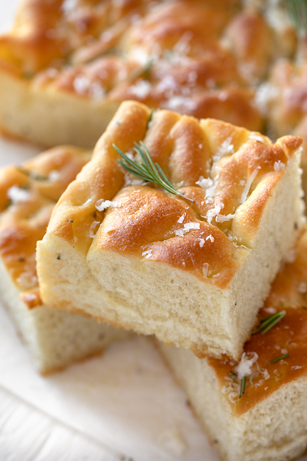 Squares of Focaccia with Rosemary and Garlic | thecozyapron.com