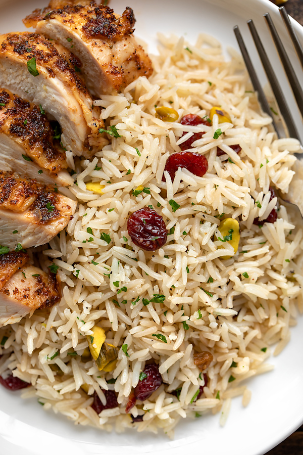 Rice Pilaf with Chicken | thecozyapron.com