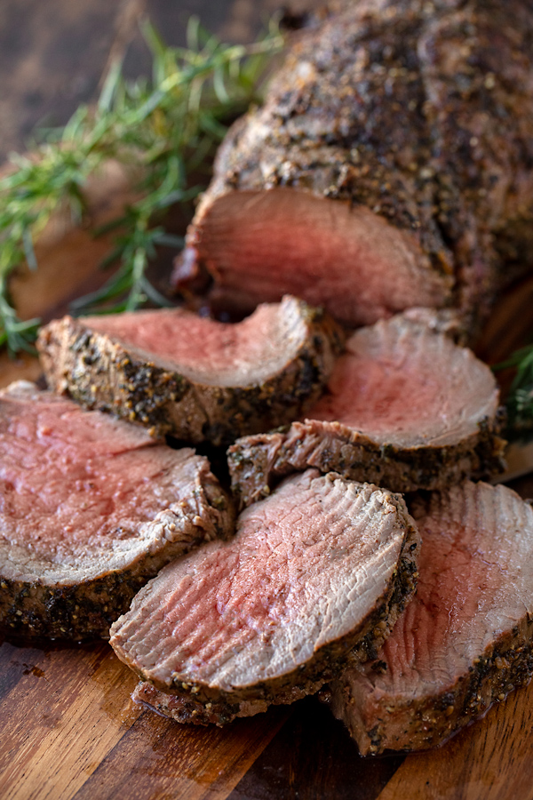 Slices of Beef Tenderloin with Herb-Pepper Crust | thecozyapron.com
