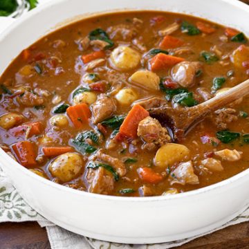 Chicken Stew | thecozyapron.com