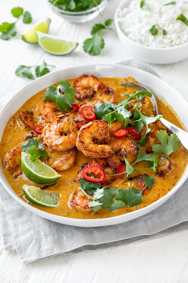 Coconut Curry Shrimp | thecozyapron.com