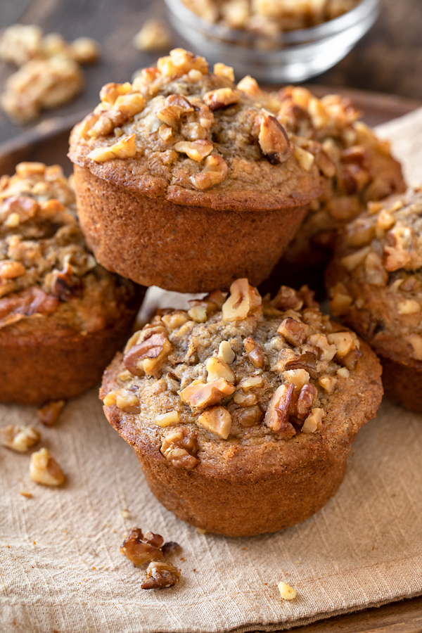 Banana Nut Muffins | thecozyapron.com