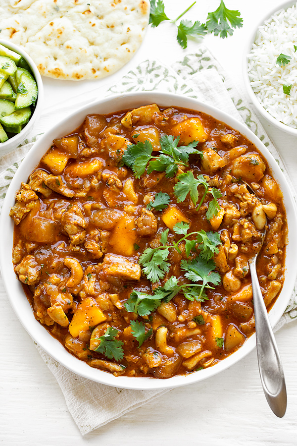 Mango Chicken | thecozyapron.com