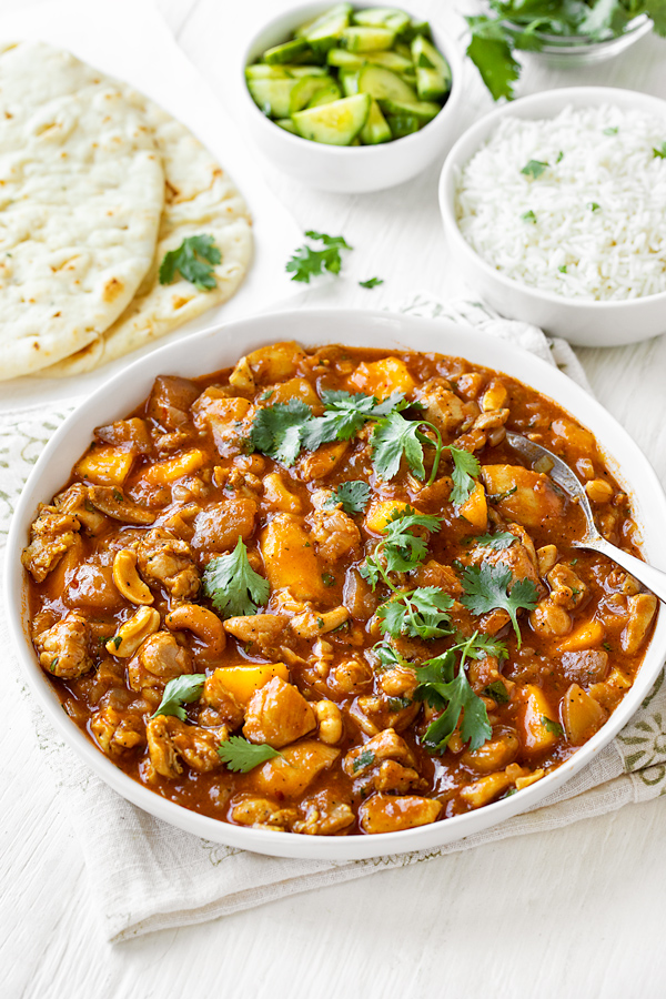 Mango Chicken | thecozyapron.com
