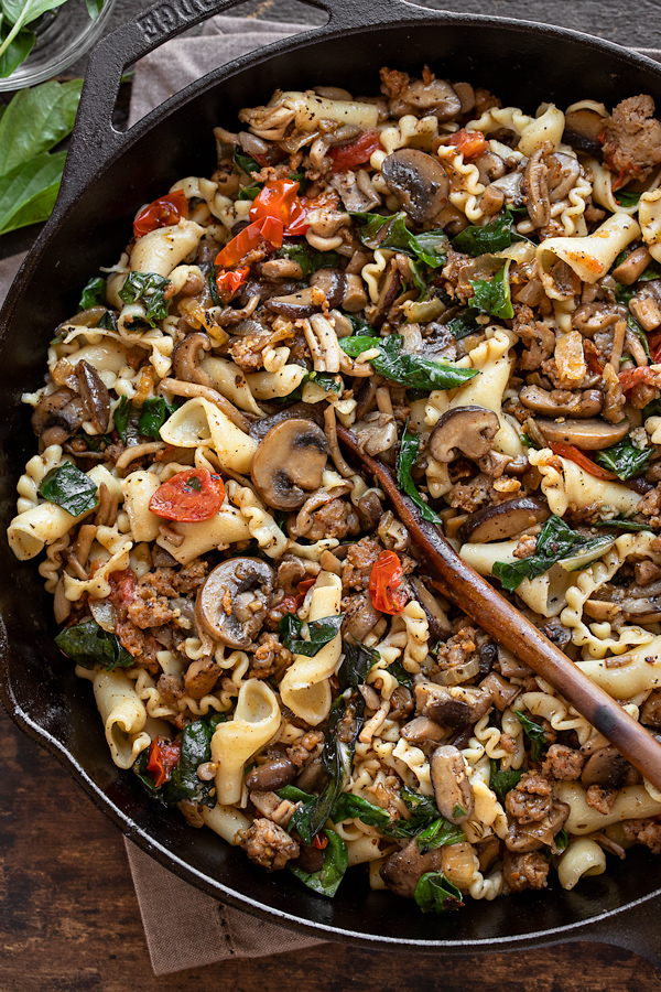 Mushroom Pasta in Skillet | thecozyapron.com