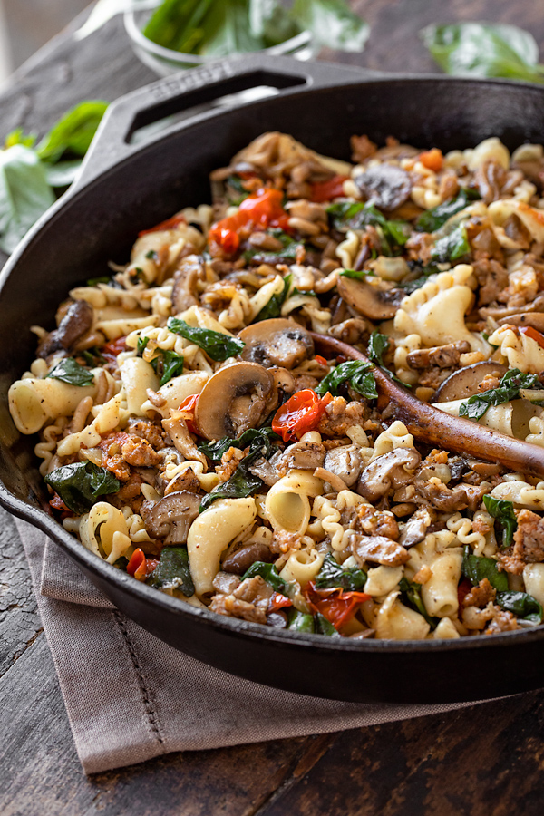 Mushroom Pasta | thecozyapron.com