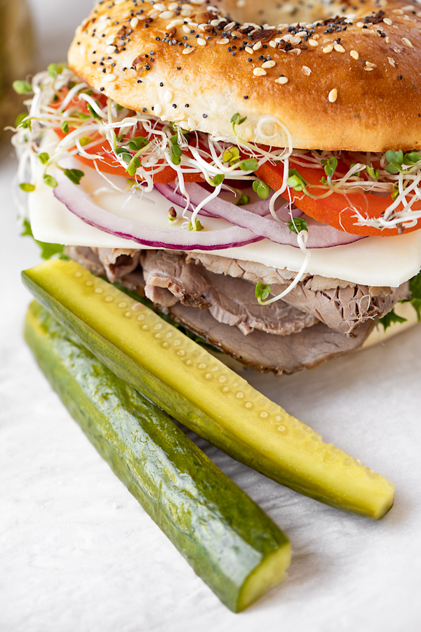 Refrigerator Dill Pickle Spears with a Sandwich | thecozyapron.com