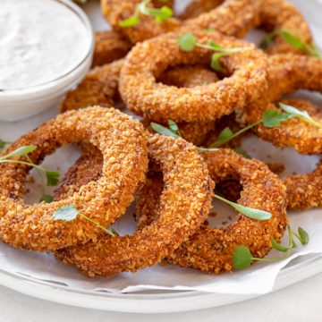 Crispy Delicata Squash Rings | thecozyapron.com