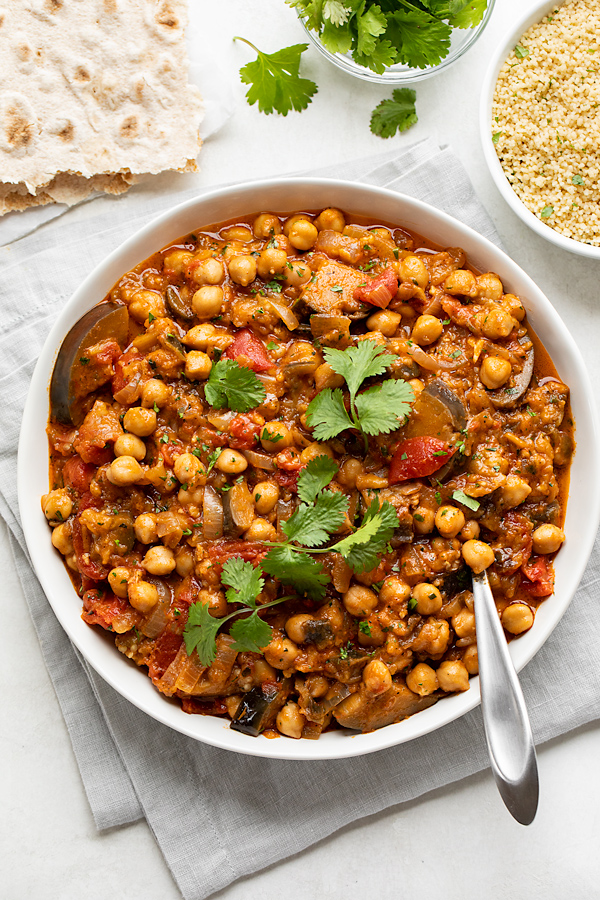 Spicy Chickpea Stew with Eggplant | thecozyapron.com