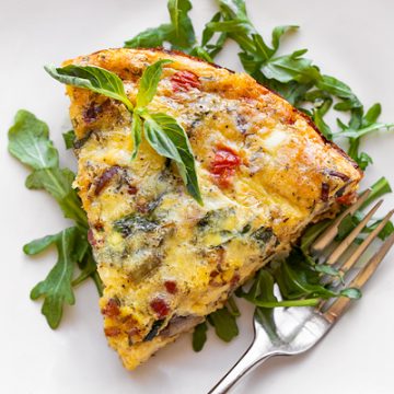 Crustless Quiche | thecozyapron.com