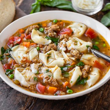 Sausage Tortellini Soup | thecozyapron.com