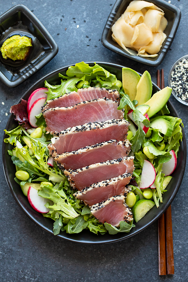 Ahi Tuna Salad | thecozyapron.com