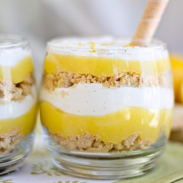 Lemon Curd Parfait | thecozyapron.com