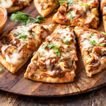 Naan Pizza | thecozyapron.com