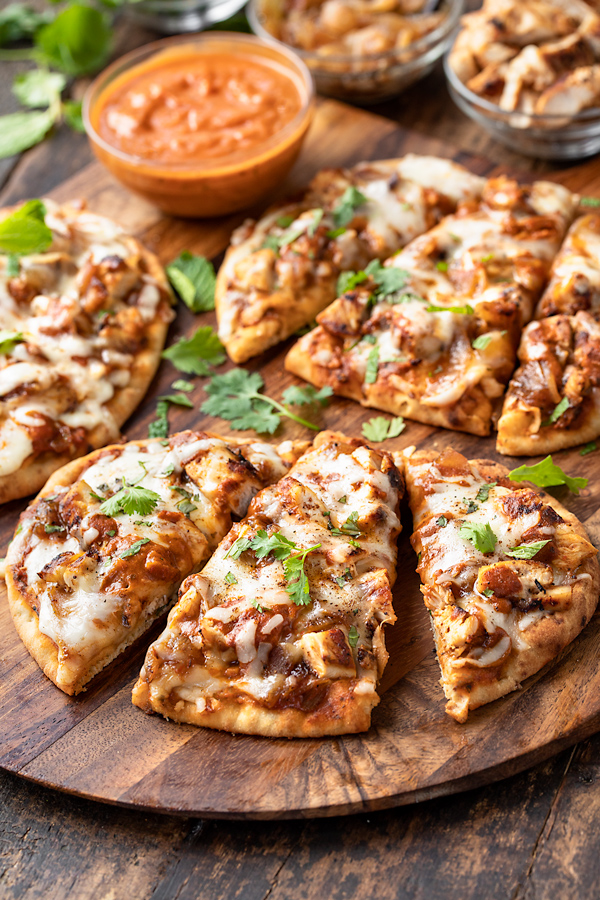 Naan Pizza | thecozyapron.com