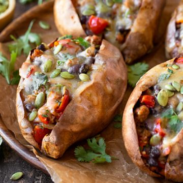 Stuffed Sweet Potatoes | thecozyapron.com