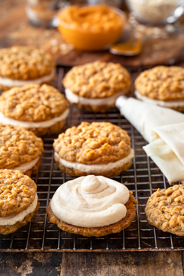 Maple Cream Filling for Pumpkin Oatmeal Cream Pies | thecozyapron.com