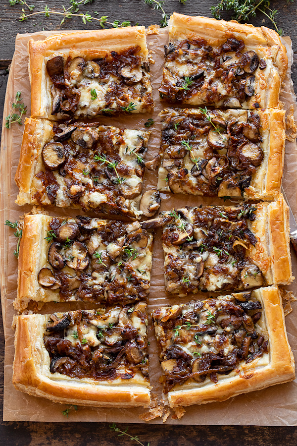 French Onion Mushroom Tart | thecozyapron.com