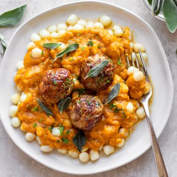 Turkey Meatballs in Pumpkin Sage Sauce | thecozyapron.com