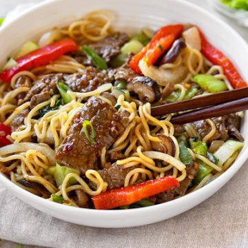 Beef Stir Fry Recipe | thecozyapron.com