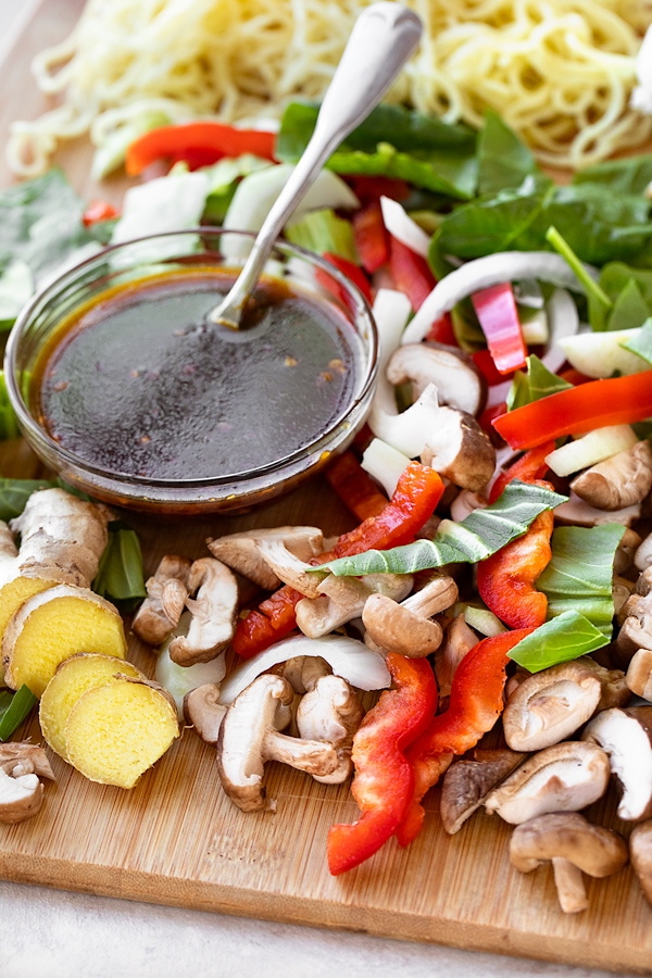 Beef Stir Fry Recipe Ingredients | thecozyapron.com