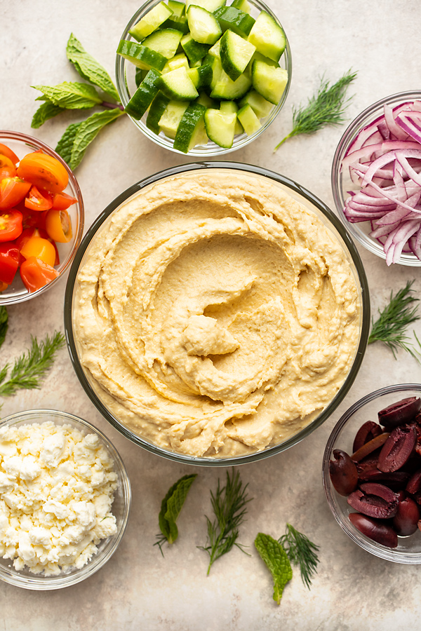 Loaded Hummus Ingredients | thecozyapron.com