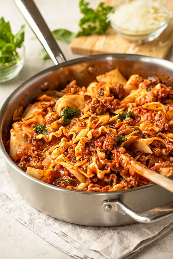 Skillet Lasagna Preparation | thecozyapron.com