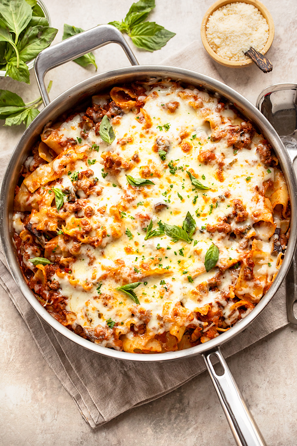 Skillet Lasagna | thecozyapron.com