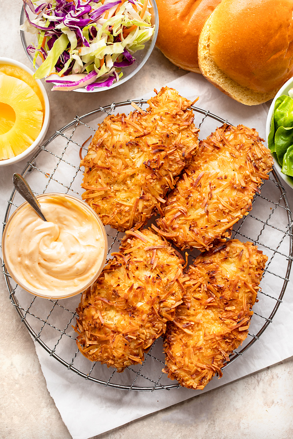 Crispy Coconut Chicken for Coconut Crunch Chicken Sandwiches | thecozyapron.com