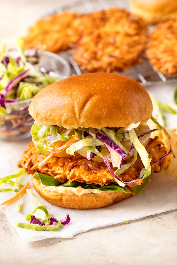 Coconut Crunch Chicken Sandwich | thecozyapron.com