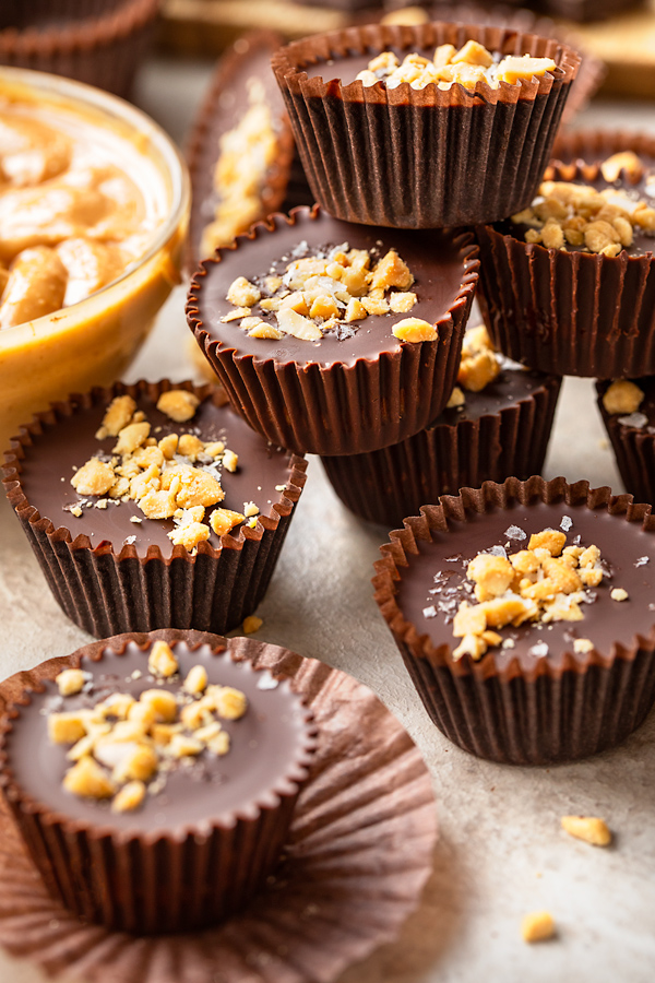 Dark Chocolate Peanut Butter Cups | thecozyapron.com