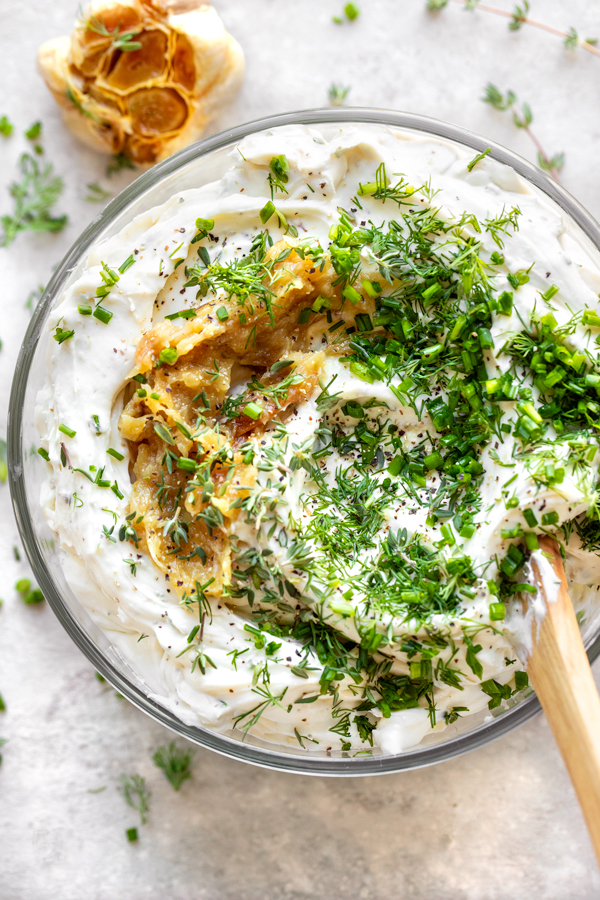 Garlic and Herb Cheese Spread Preparation | thecozyapron.com