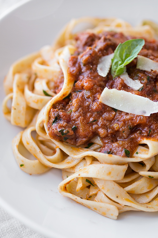Fettuccine Bolognese with Sausage | thecozyapron.com