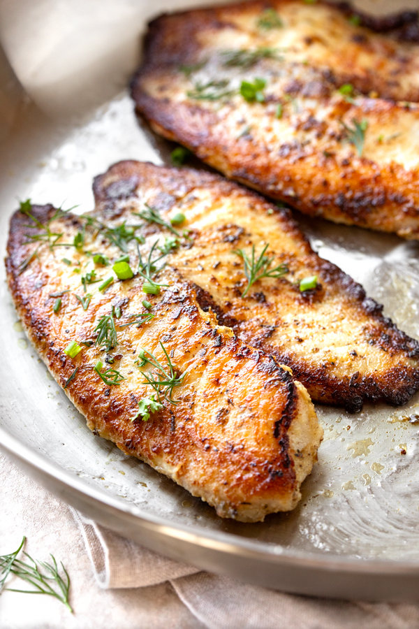 Tilapia in a Pan with Herbs | thecozyapron.com