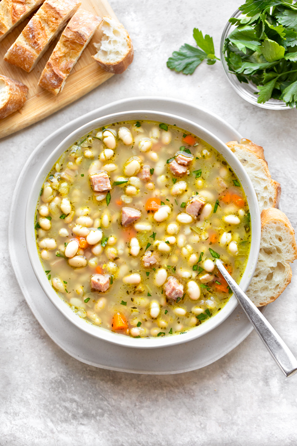 White Bean and Ham Soup | thecozyapron.com