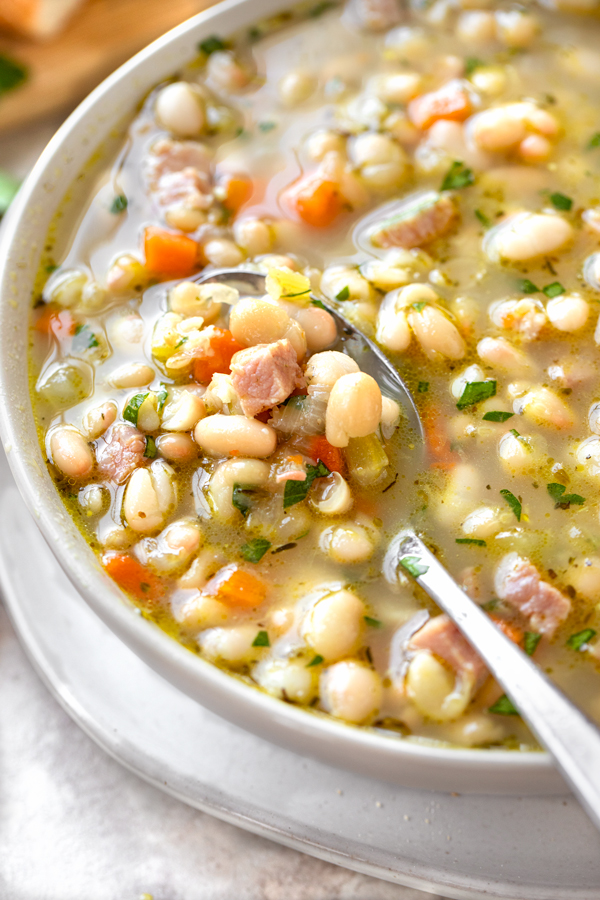 White Bean and Ham Soup | thecozyapron.com