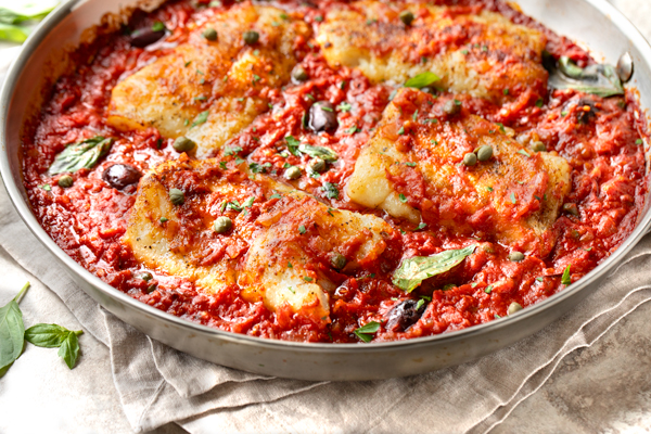 Baked Cod in Spicy Tomato Sauce
